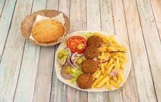 Piatto falafel con pane