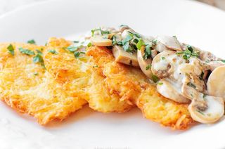 Placki ziemniaczane z pieczarkami 