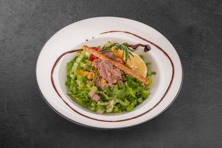 Салат с тунцом (250г)