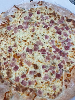 Pizza Carbonara (36 Cm.)