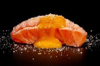 075 Nigiri salmon flambé 2 pezzi