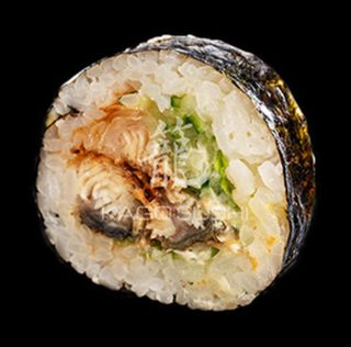 Tatar z łososia w tempurze