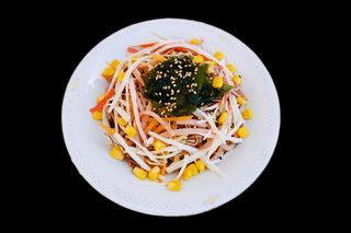 212. Ensalada Takumi