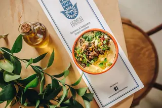Hummus z beskidzką jagnięciną na gorąco