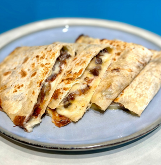 Quesadilla De Ternera