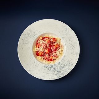 Фарфале в томатному соусі з мітболами (200 г)