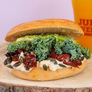 Vegan Bagel Hummus & Avocado