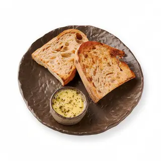 Pan de Masa Madre Artesanal con Smoked Olive Oil Butter