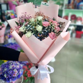 სპრეი ვარდების თაიგული 