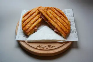 Tost sa šunkom
