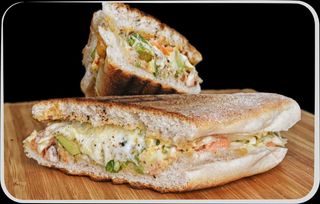 Sandwich cu Somon Fume