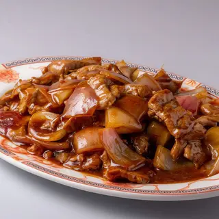 Ternera con cebolla