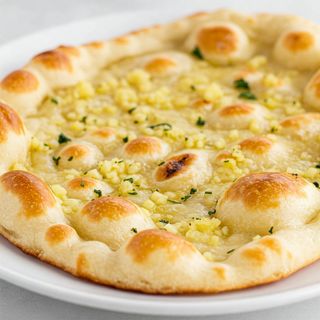 Garlic Naan (V)