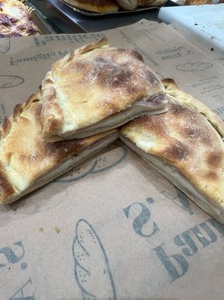 Calzone -  prosciutto cotto e mozzarella