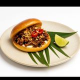 BAO SPECIAL PORK (pulled pork, philadelpia, cipolla fritta, glassa balsamico, habanero)