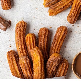 Churros and cream