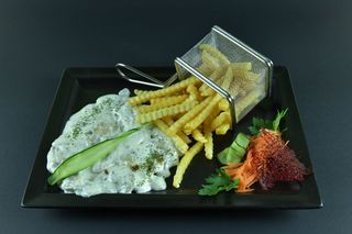 Pileći file u šampinjon sosu