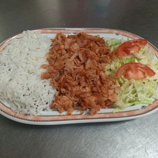 44. Plato De Ternera Con Arroz