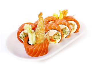 Рол Сяке (380г)