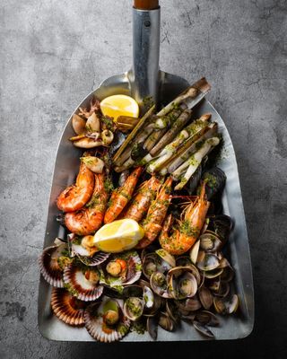 Mariscada Street S ( 1 pax)