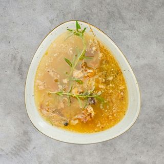 Kwaśnica na żeberkach