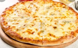 Pizza Quatro Queijos Grande