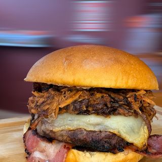 Hamburguesa Especial Mordida Tasty