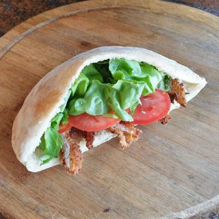 Buzunar cu porc crispy