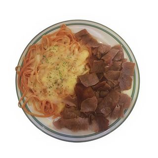 Tallarines con kebab