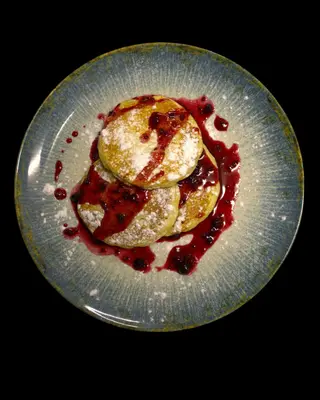 Pancakes cu fructe de pădure