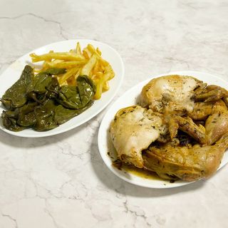 Pollo asado con Patatas y Pimientos