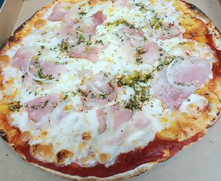 Pizze Mediterrània (33 cm.)