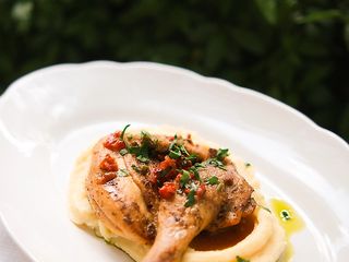 Pollo alla diavolo - пікантне курча з пюре