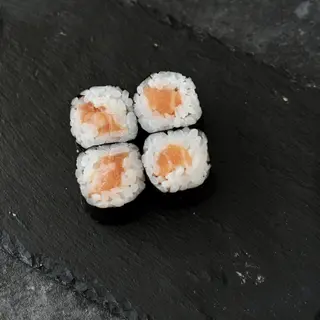 Maki De Salmón (8 Pzs.)