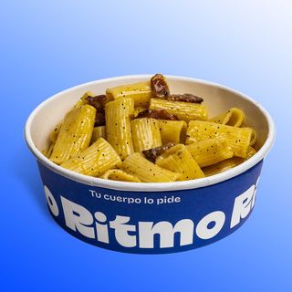 RIGATONI CARBONARA TRUFADA
