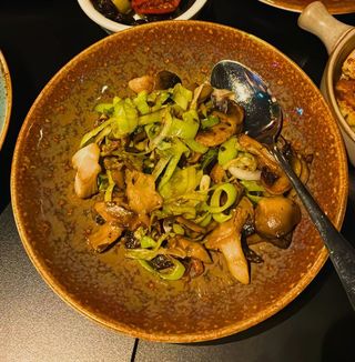 Setas salteadas con puerros