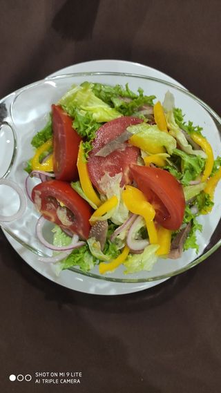 Салат Батумі (300г)