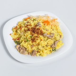 Ryż smażony z wieprzowiną