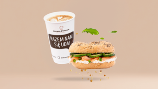 Bajgiel z łososiem wędzonym + kawa