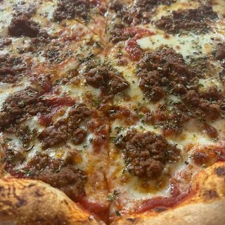 Pizza Bolognese
