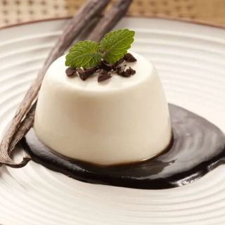 1 bicchierino di panna cotta 