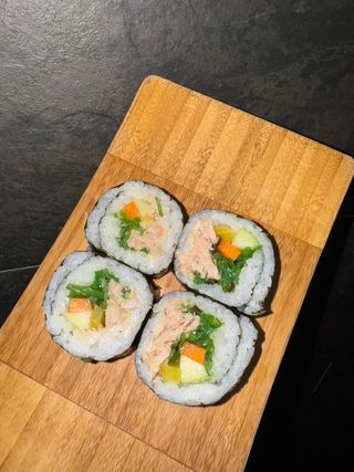 Futomaki de atún (4 pzs.)