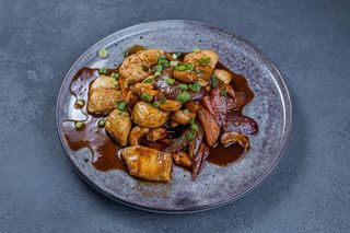 Курка з креветками та кеш'ю (300г)