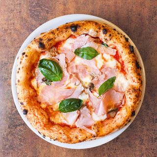 Pizza Prosciutto E Funghi