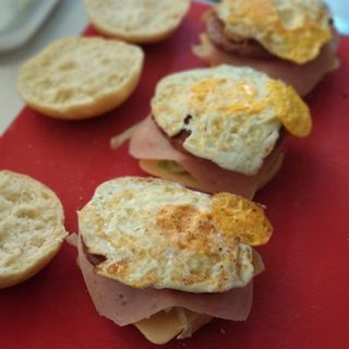 M.CompletoHuevo americana