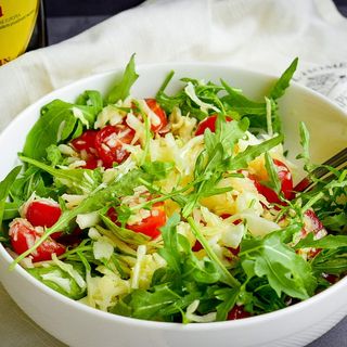 Салат з авокадо, руколою і сиром Пармезан стандарт (270г)