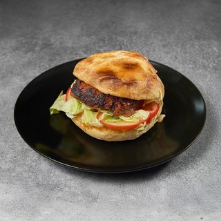 Gurmanska pljeskavica + Coca Cola