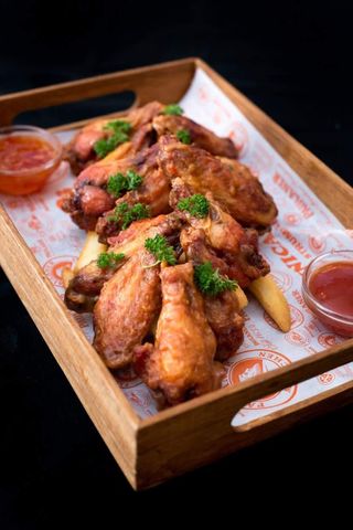 Žirafa pikantna krilca 500g