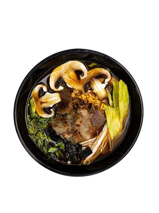 Рамен с копченым мясом (800мл)