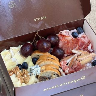 Tabla de Quesos y Embutidos S